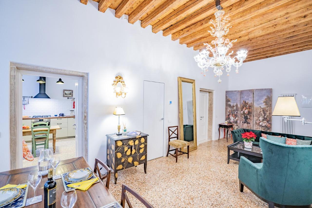 Ca' San Beneto Completely Refurbished In A Fabulously Central Area Veneza Exterior foto