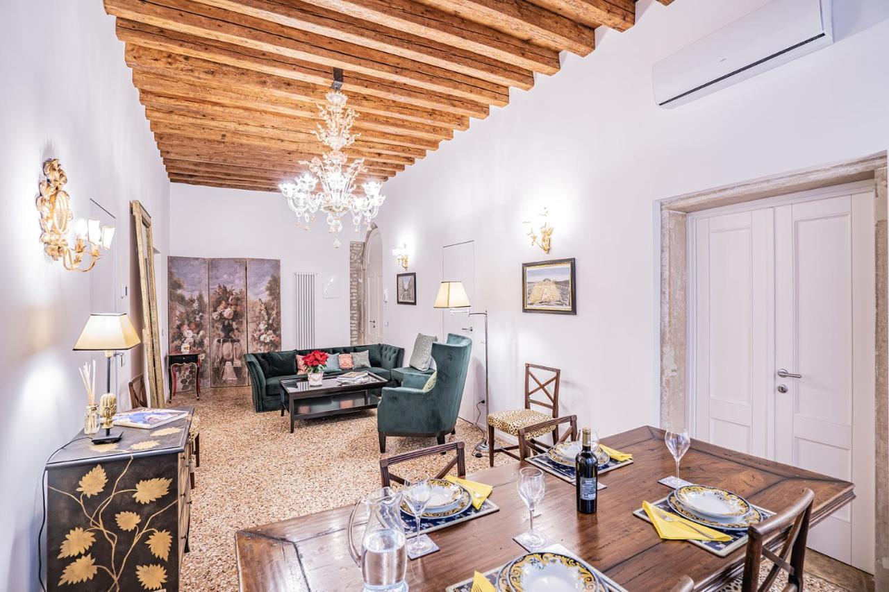 Ca' San Beneto Completely Refurbished In A Fabulously Central Area Veneza Exterior foto
